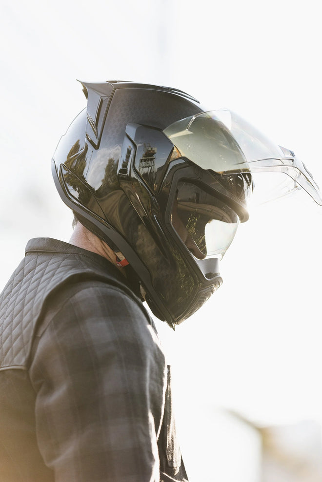 Icon Ultraflite Helmet - Carbon - MIPS - Black