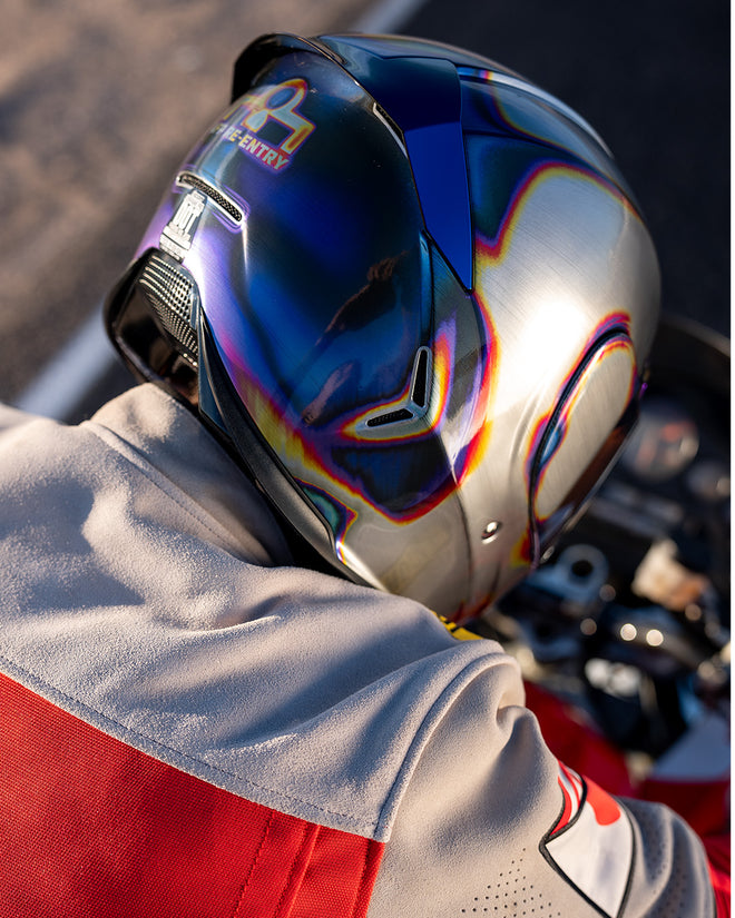 ICON Airframe Pro Helmet - Re-Entry - Silver ICON Airframe Pro Helmet - Re-Entry - Silver