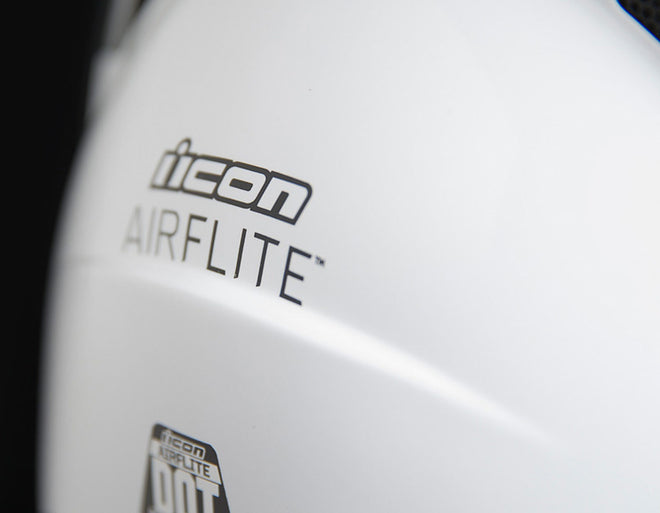 Icon AirFlite Helmet - Gloss White